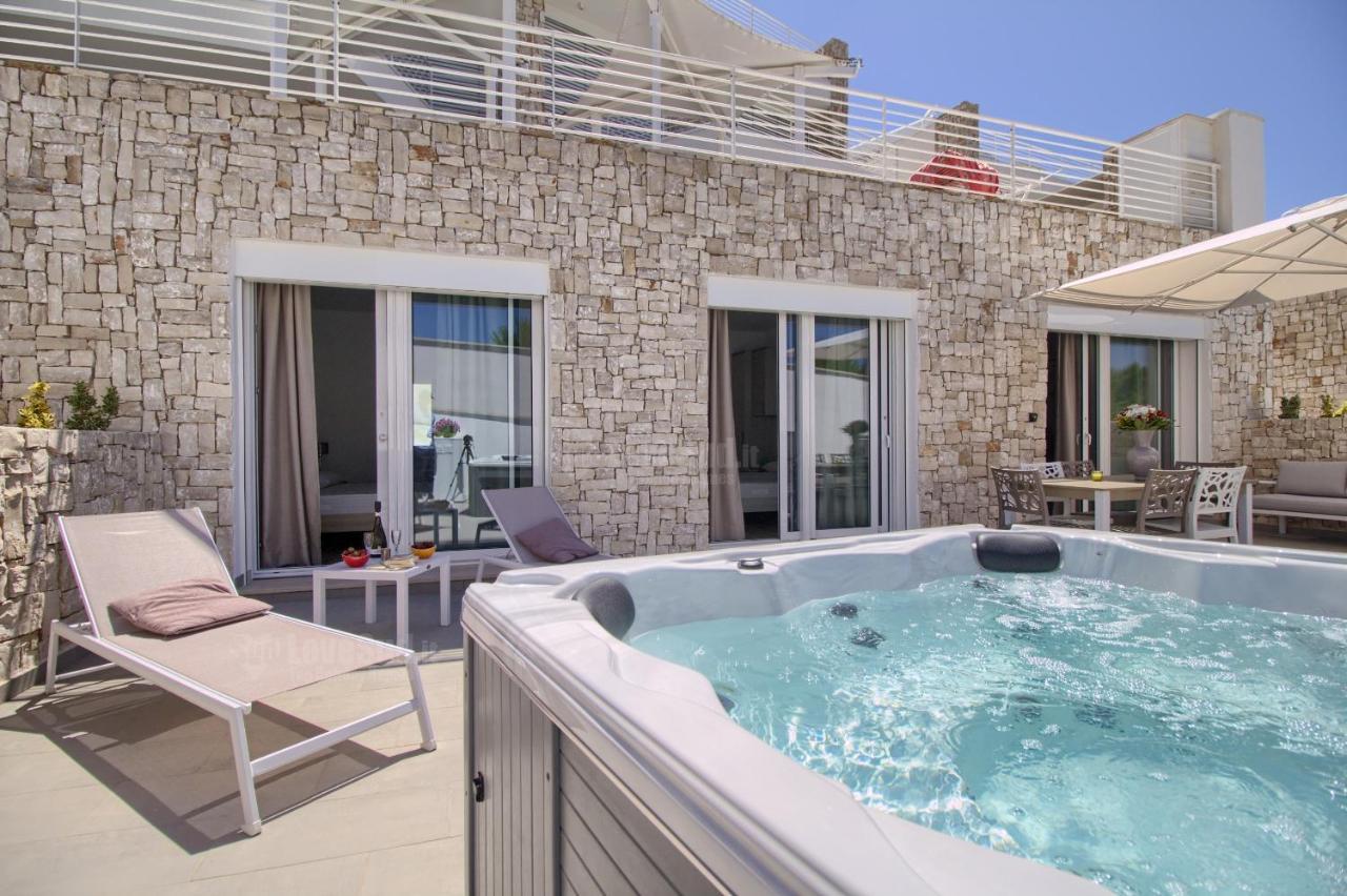 Jacuzzi Holiday Homes By Lovesud Santa Maria di Leuca Eksteriør bilde